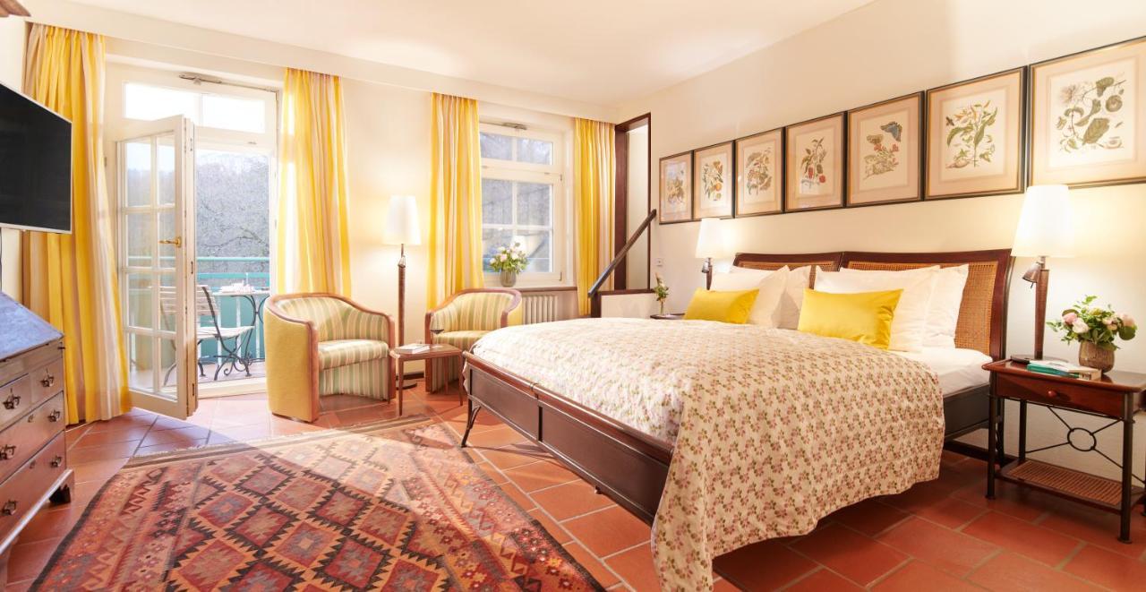 Hotel Hohenhaus Herleshausen エクステリア 写真