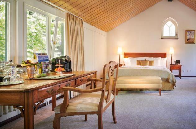 Hotel Hohenhaus Herleshausen エクステリア 写真