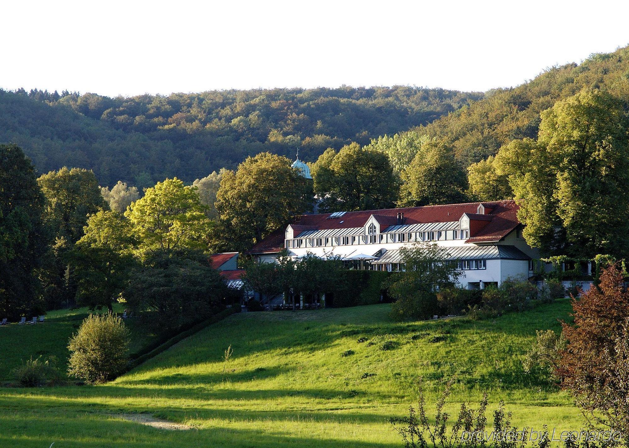 Hotel Hohenhaus Herleshausen エクステリア 写真
