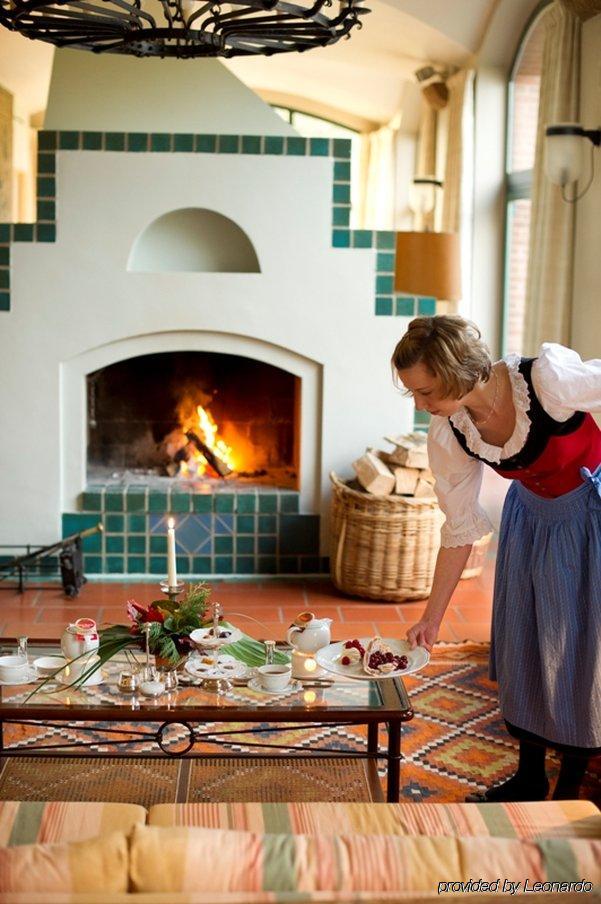 Hotel Hohenhaus Herleshausen インテリア 写真